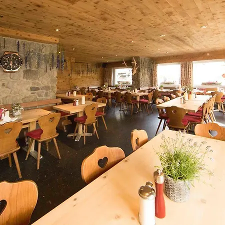 Hotel Restorant Lej Da Staz