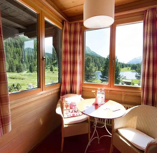 Hotell Restorant Lej Da Staz 3*